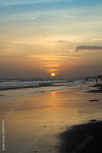 Sunset Beach Maeramphueng.Rayong, Thailand © tong4130
