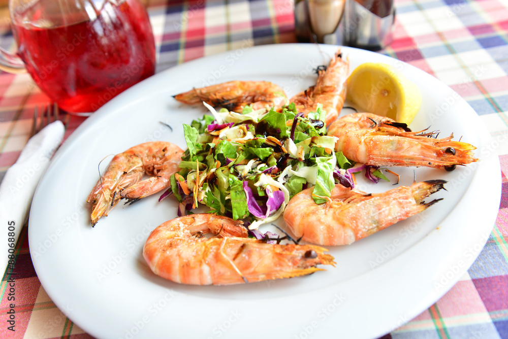 Plate with prawns