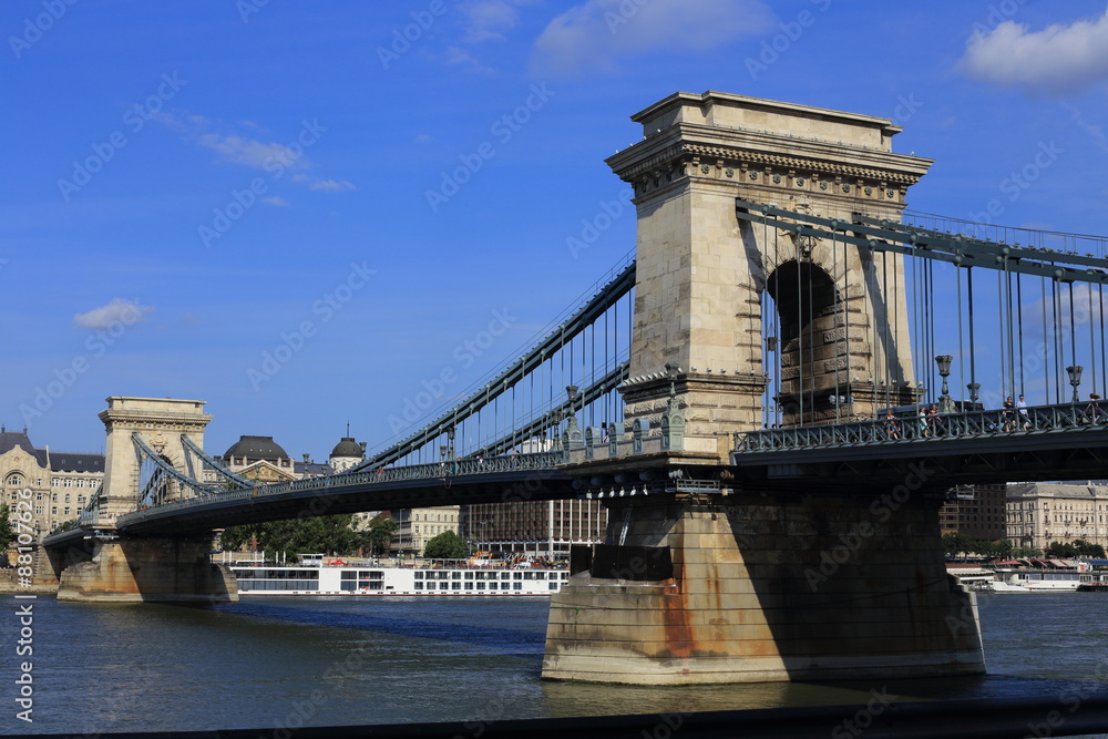 Obraz premium Chain bridge Budapest Hungary