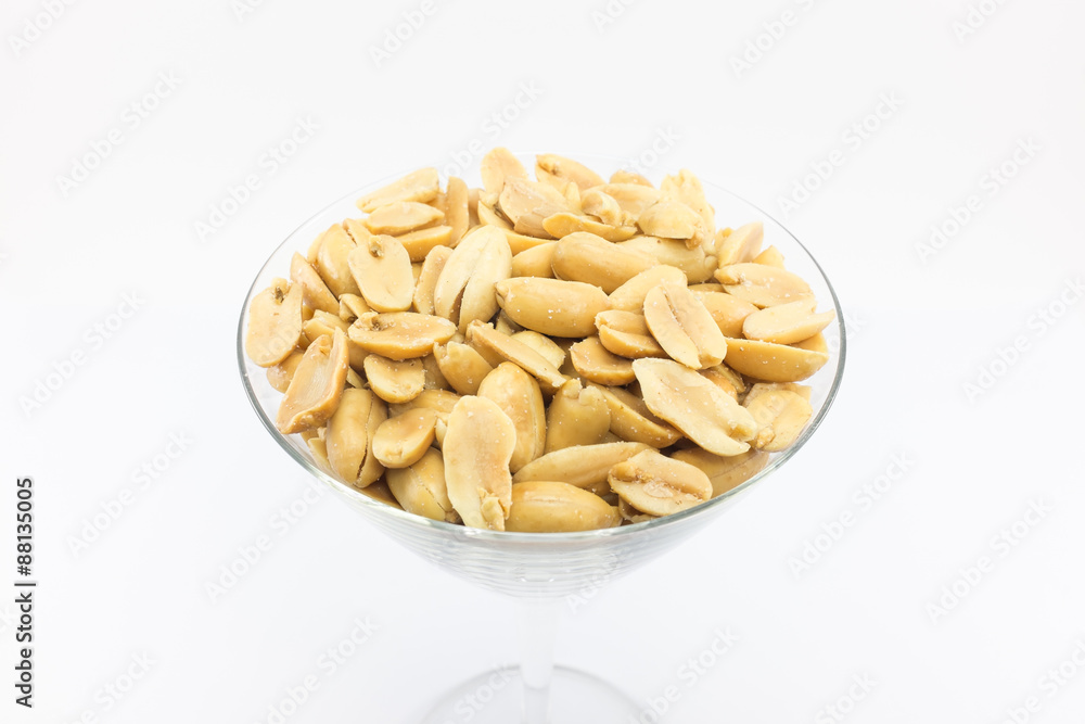 Peanuts in glass is good for carbohydrases souce on isolated bac Peanuts in glass is good for carbohydrases souce on isolated bac