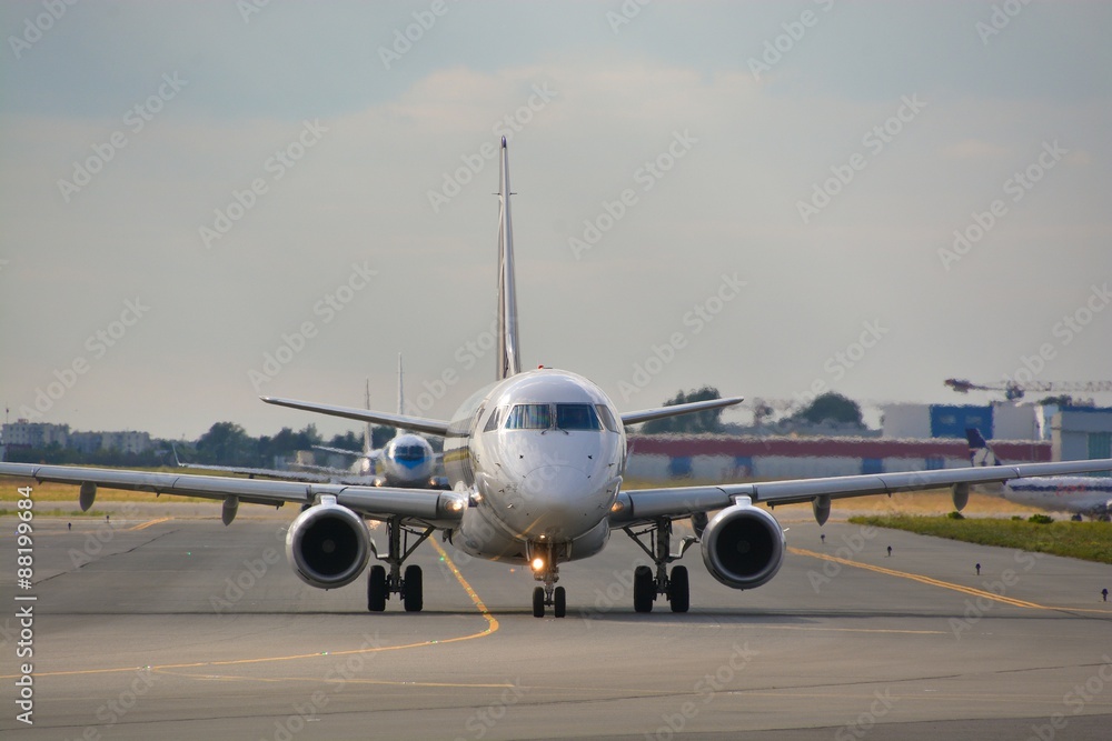 PLL LOT plane SP-LDE PLL LOT plane SP-LDE