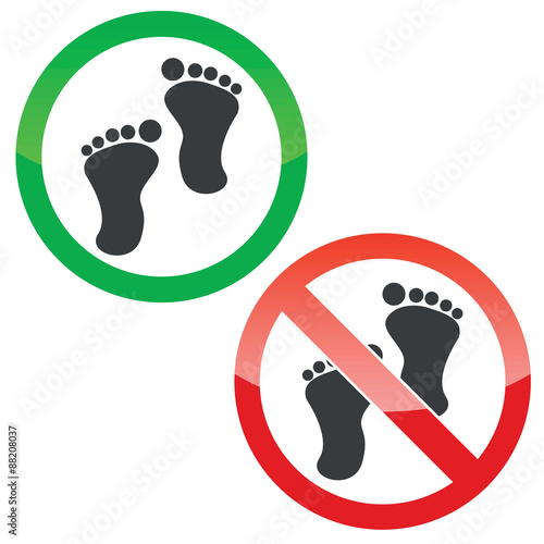 Footprint permission signs set