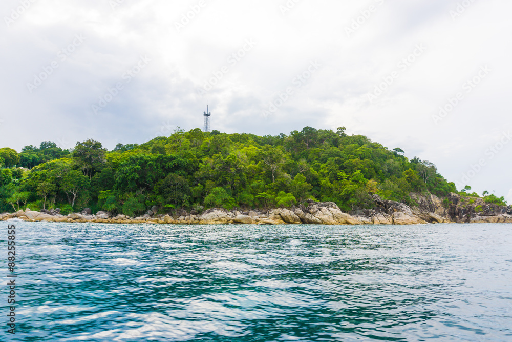 Fototapeta premium Tropical rock island, Andaman sea