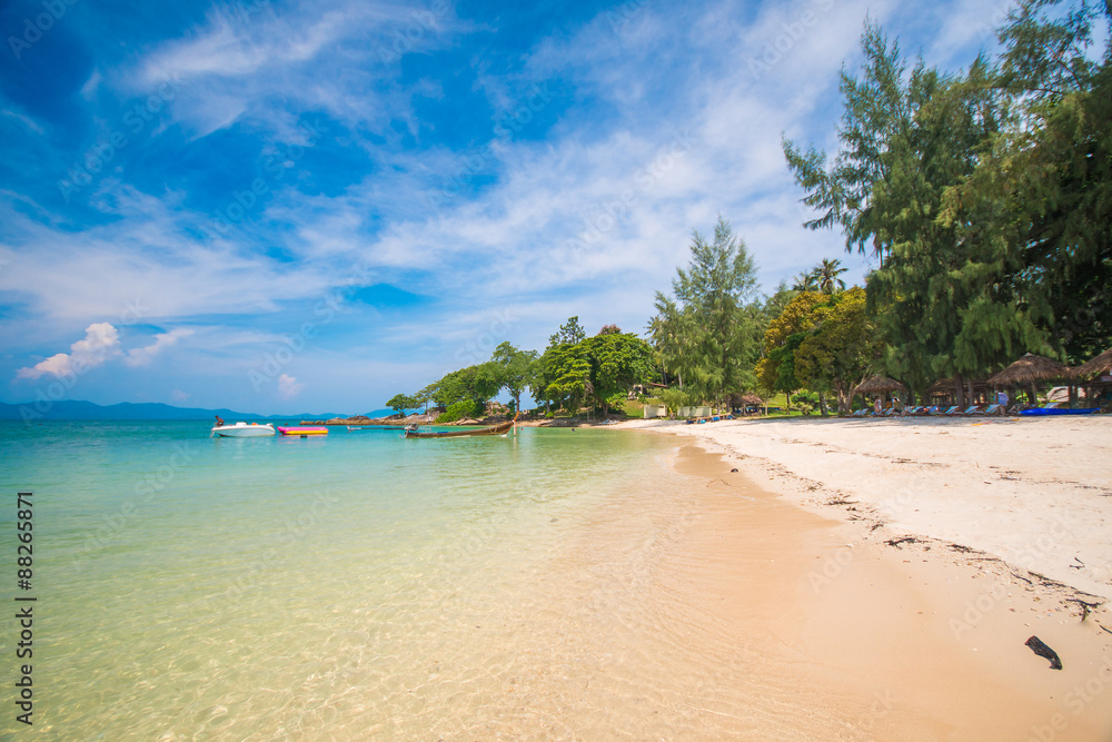 Fototapeta premium Naka Noi beautiful island in Phuket, Thailand