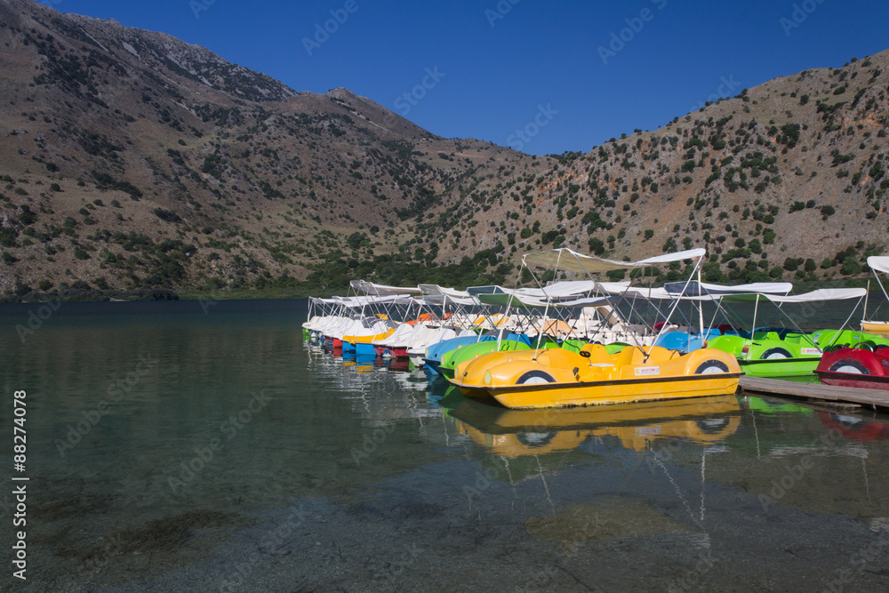 Fototapeta premium катамараны на озере