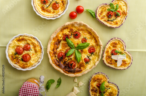 Quiche with cheese and cherry tomatoes