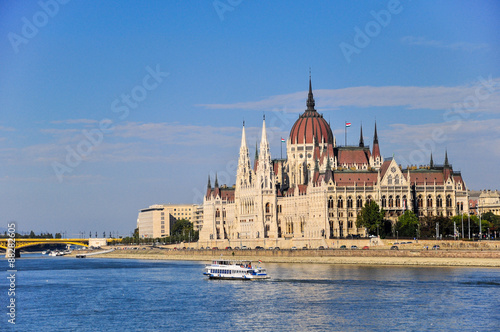 Budapest Parliament © piper33