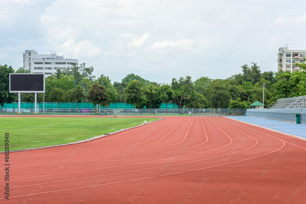 Obraz premium Running track with corner of the football field