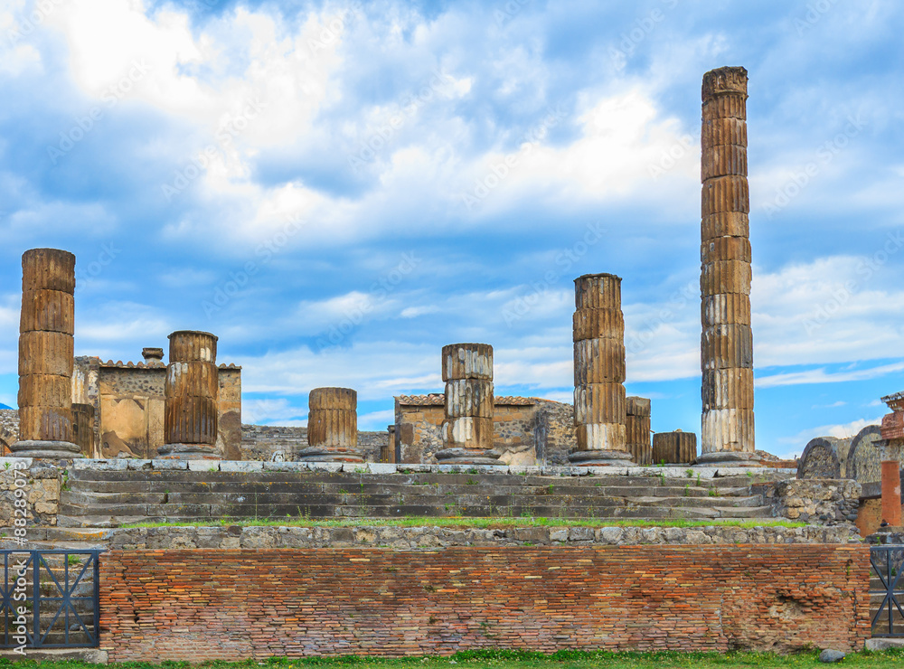 Ruins site of Pompeii city that destroyed in 79BC by the eruption of Mount Vesuvius, Naples, Italy. Ruins site of Pompeii city that destroyed in 79BC by the eruption of Mount Vesuvius, Naples, Italy.