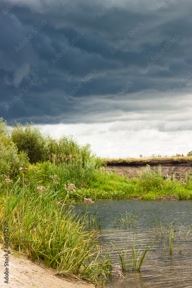 Obraz premium Summer river landscape