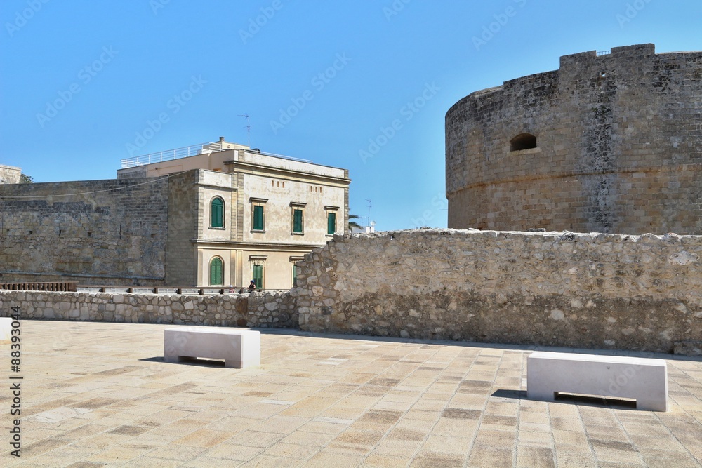 Otranto ingresso, città