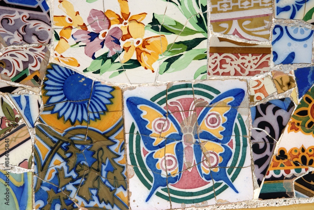 Fototapeta premium Park Güell, Barcelona, Spanien, Katalonien, Antoni Gaudí, Gaudi, Städtereise, Mosaik