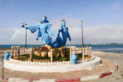 Skulptur der drei Meerjungfrauen in Hammamet photo