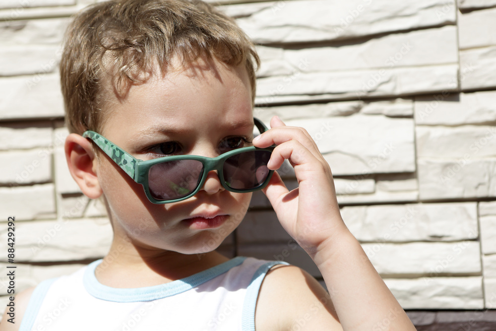 Child with sunglasses Child with sunglasses