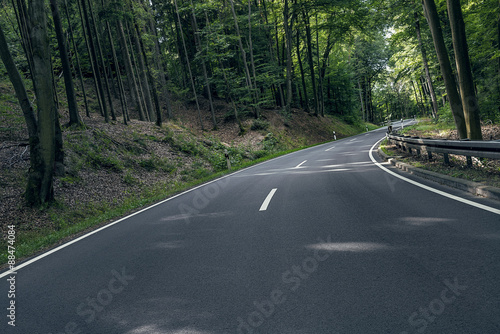 Bundesstraße im Odenwald 03