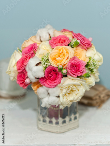 Flower composition for an event party or wedding reception