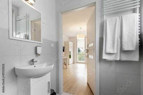 Modern, compact bathroom in scandinavian style