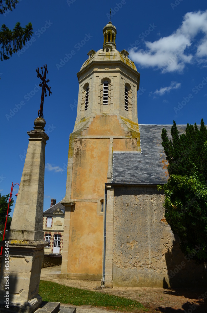 Fototapeta premium Eglise Notre-Dame à Condé sur Seulles (Calvados - Normandie)
