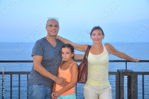 Familie in Polignano a Mare photo