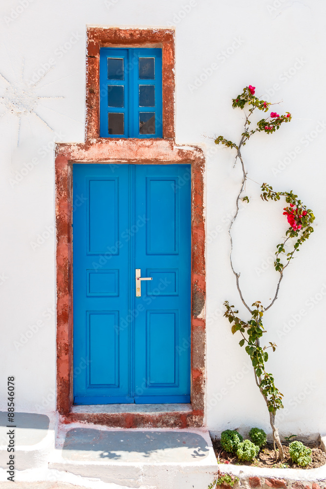 Fototapeta premium Greek house door in Santorini