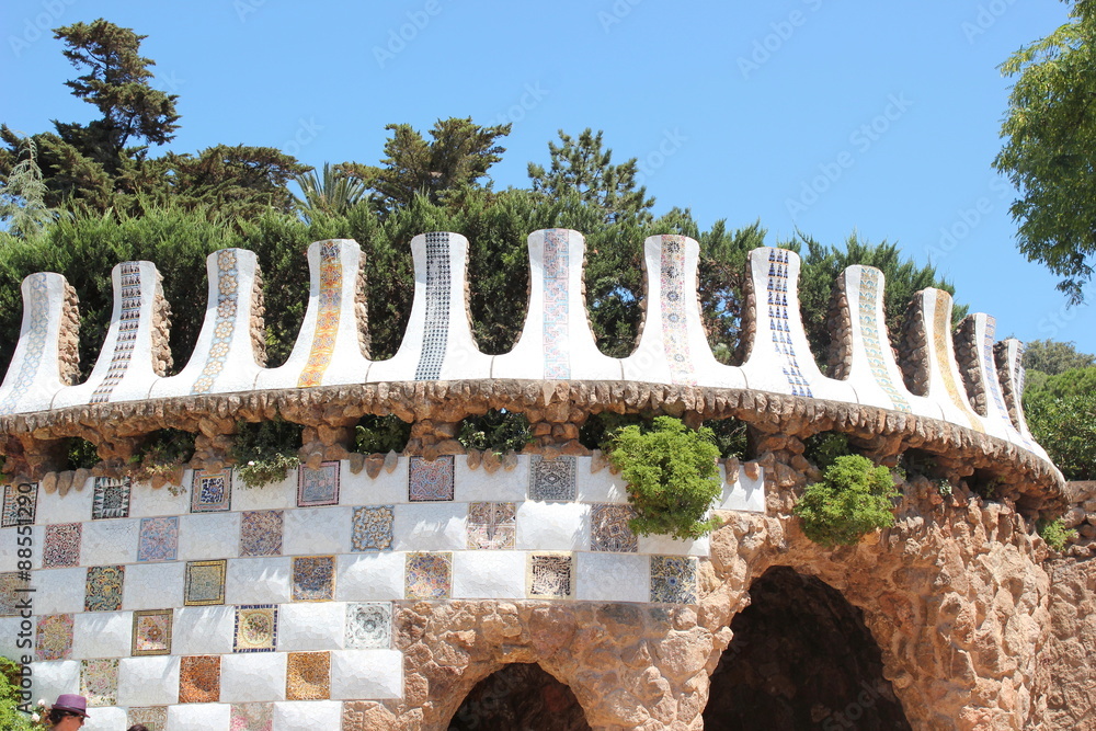 Naklejka premium Detail der Terrasse im Park Güell in Barcelona