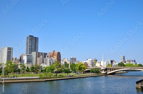 大阪　都市風景 © peia