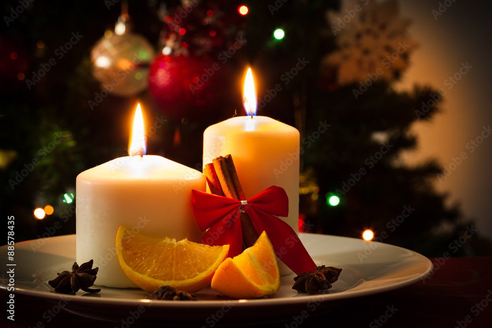 Christmas decoration on dining table Christmas decoration on dining table