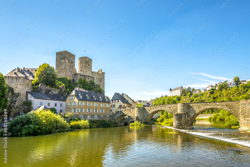 Burg Runkel zwischen Limburg und Weilburg 
