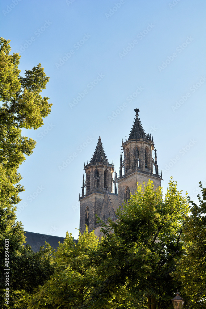 Der Magdeburger Dom - Wahrzeichen der Stadt Magdeburg 