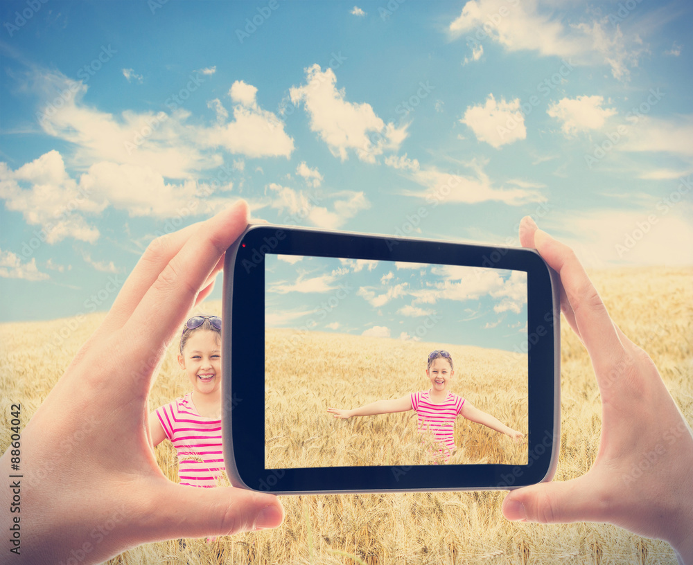 photographing smartphone child in wheat photographing smartphone child in wheat