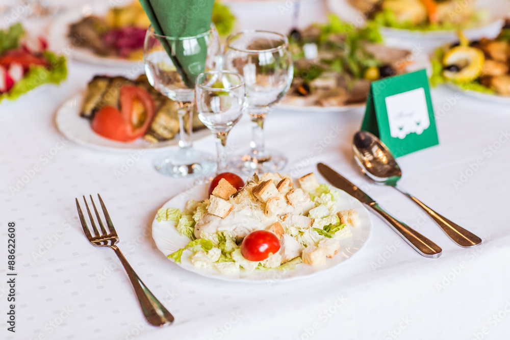 Served for a banquet table. Served for a banquet table.