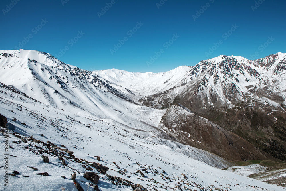 Fototapeta premium Trans-Ili Alatau mountains. On the way to Big Almaty peak.
