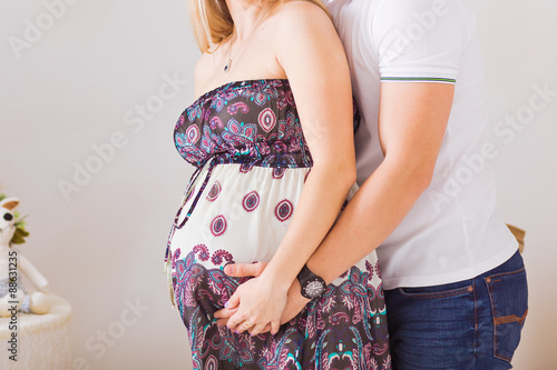 pregnant woman with her husband 
