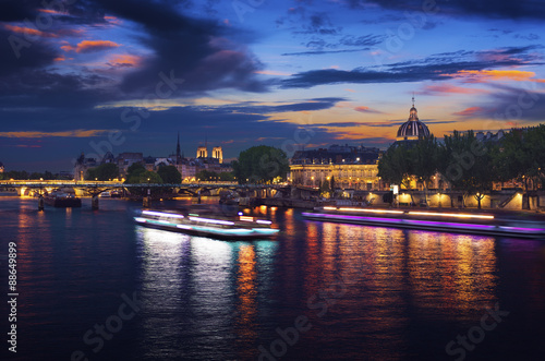 Institut de France et Pont de Ars
