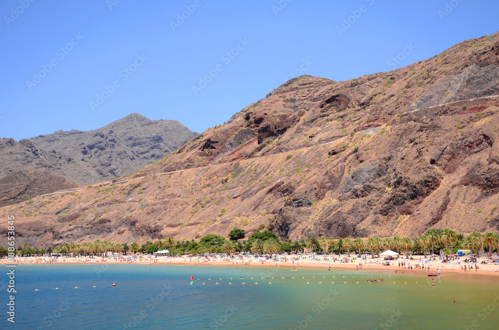 Przepiękna plaża Teresitas na Teneryfie StockFoto Adobe Stock