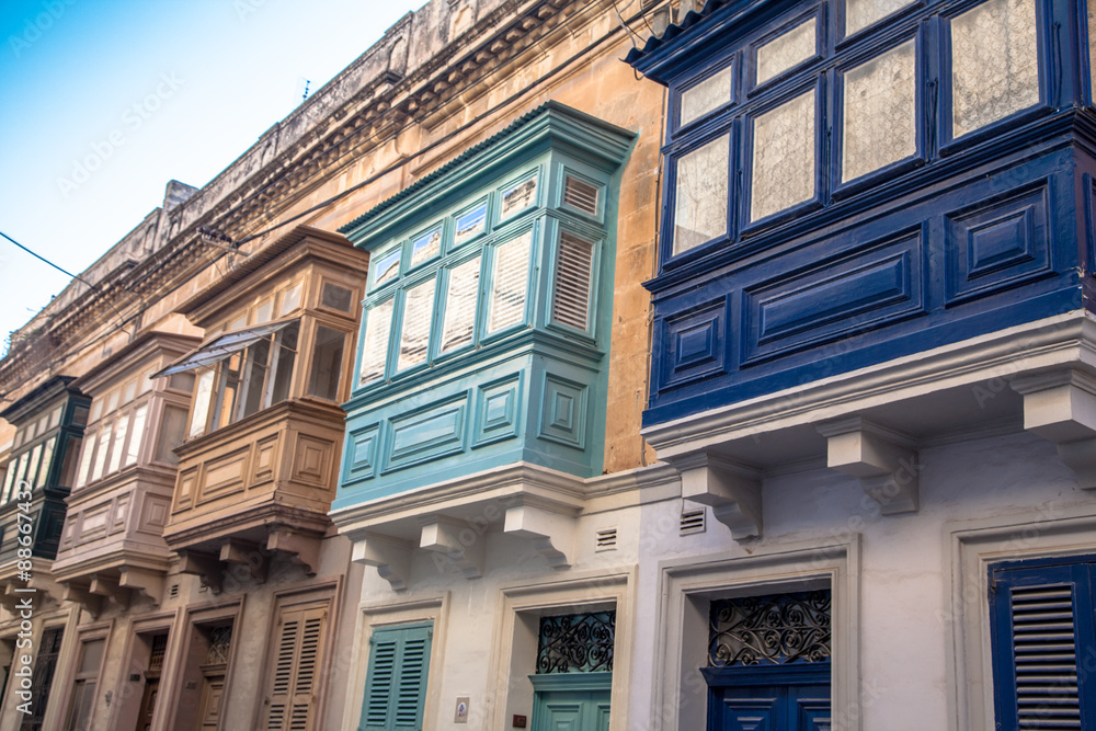 Obraz premium Colorful balconies in town Mdina, Malta