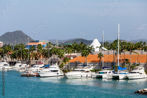 White Yachts in Aruba © dbvirago