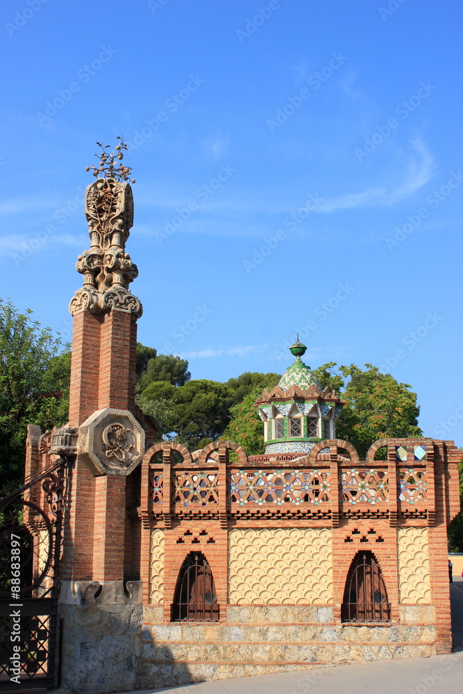 Naklejka premium Ein Teil der Güell Pavillons von Gaudi in Barcelona