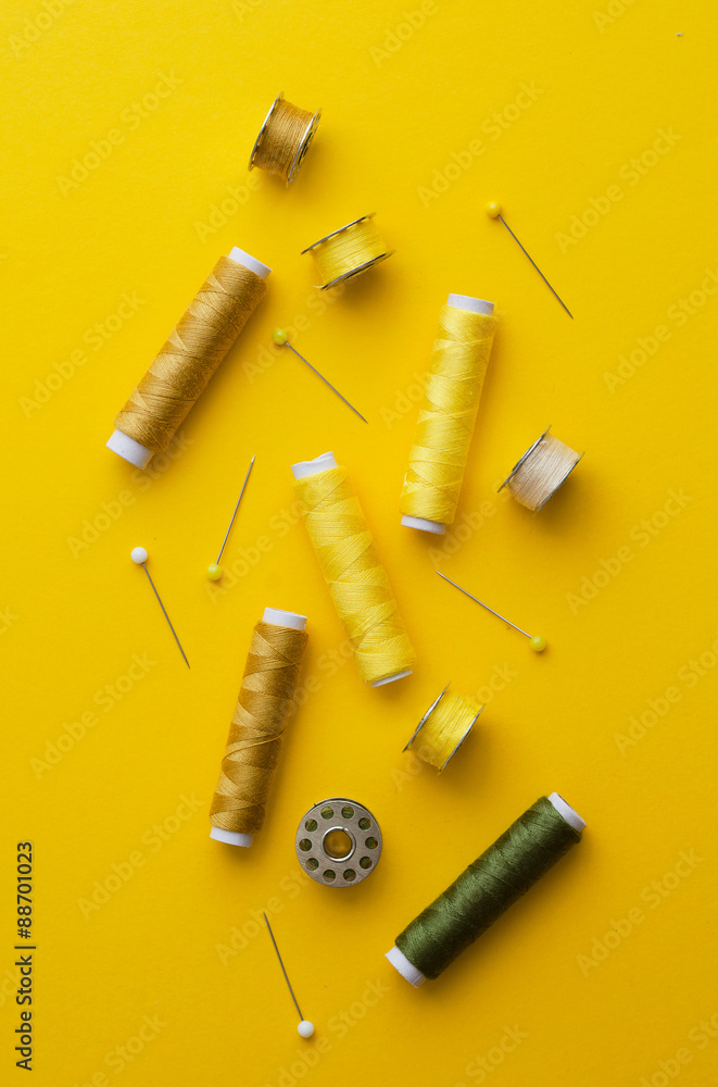 Fototapeta premium Colorful thread spools