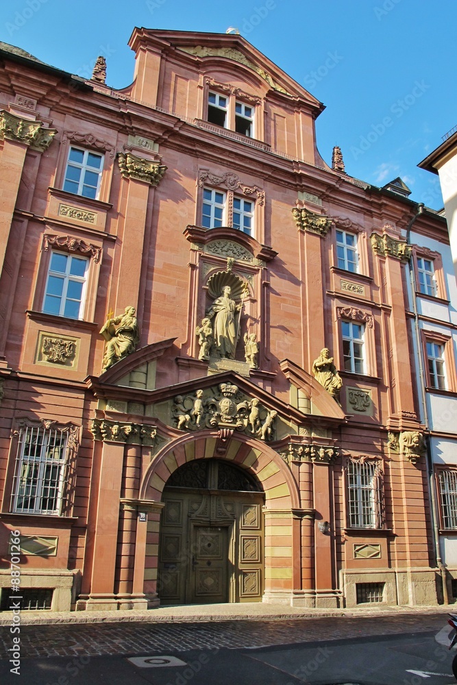 Priesterseminar Würzburg, Portal
