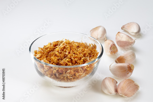 Fried garlic