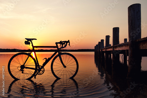 Obraz na plátně Rennrad am See