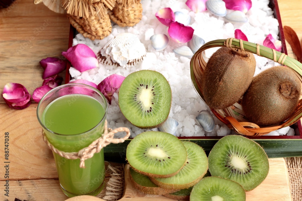 Kiwi fruit juicy green and kiwi juice delicious. Kiwi fruit juicy green and kiwi juice delicious.