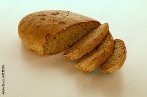 Pane, pagnotta fatta in casa, biologica photo