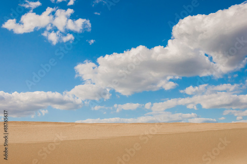 Песок и небо