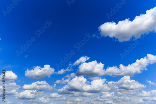 Fototapeta Naklejka Na Ścianę i Meble -  white clouds summer day 2