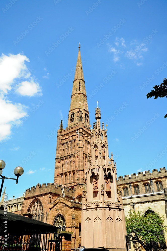 Holy Trinity Church and the Coventry Cross.