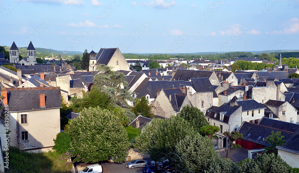 Fototapeta premium Panoramic view on the old city of Chinon, France