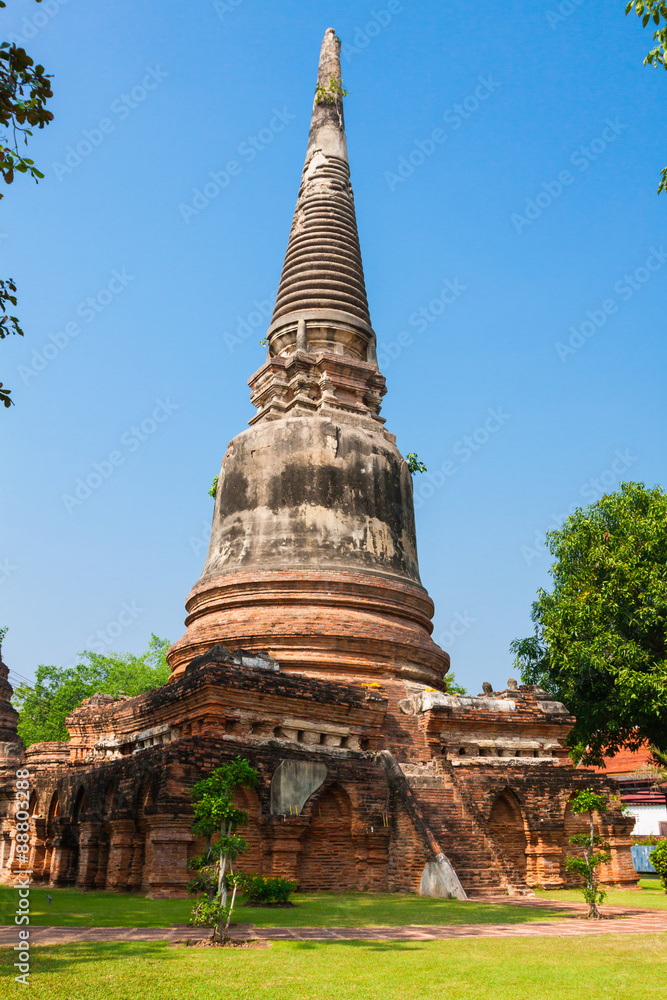 Fototapeta premium Wat Yai Chaimongkol Temple in Ayutthaya Thailand
