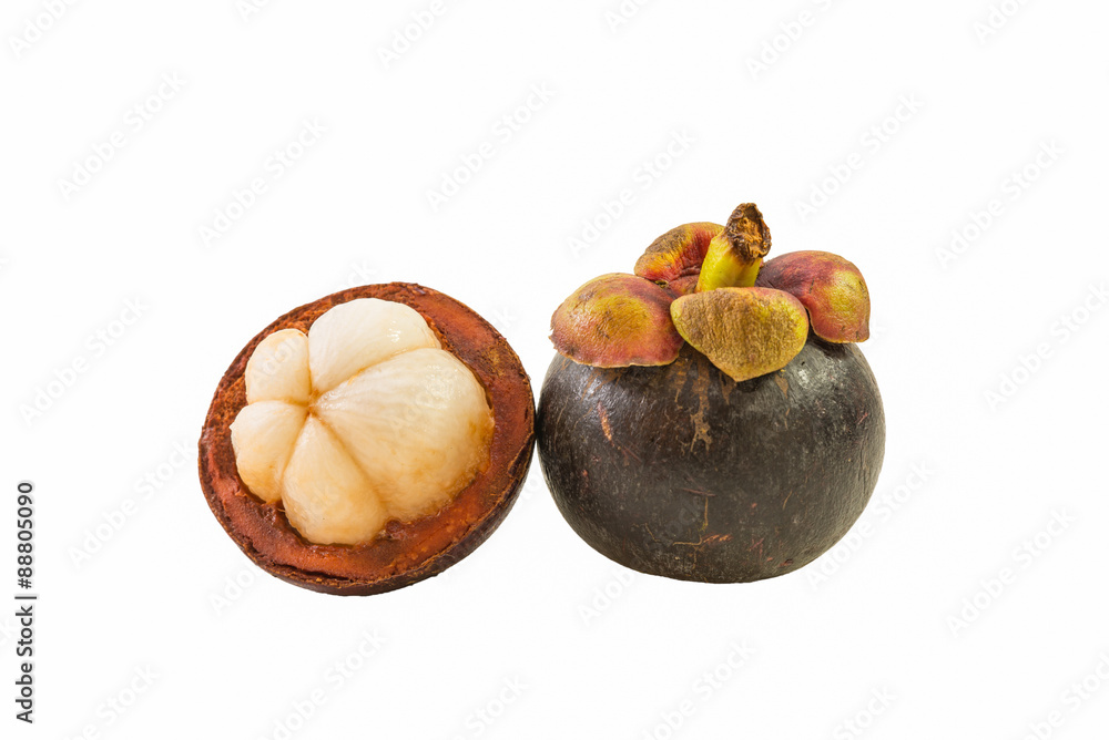 Fototapeta premium Fresh mangosteen isolated on white background